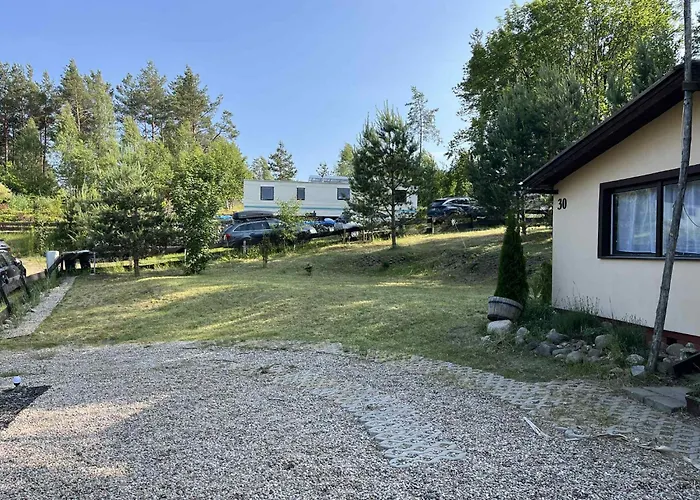 Nad Jeziorem Mausz Semesterbostad *