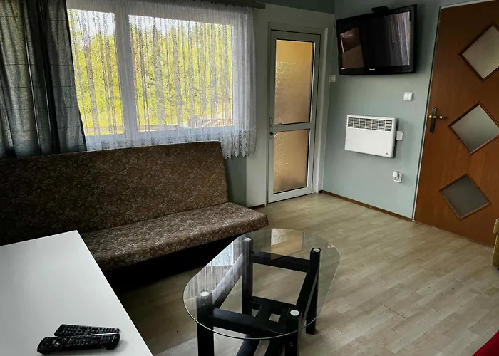 Nad Jeziorem Mausz *